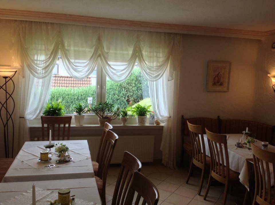 Haus Diana Bed and Breakfast Dottingen  Buitenkant foto