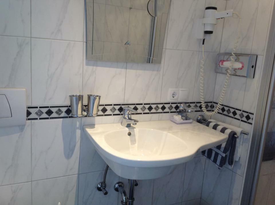 Haus Diana Bed and Breakfast Dottingen  Buitenkant foto