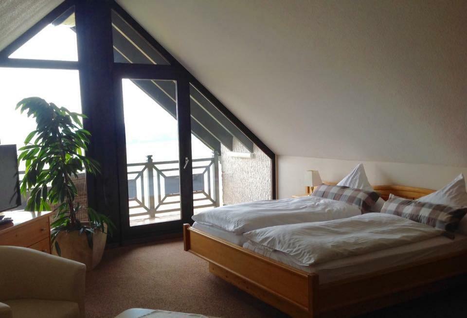Haus Diana Bed and Breakfast Dottingen  Buitenkant foto